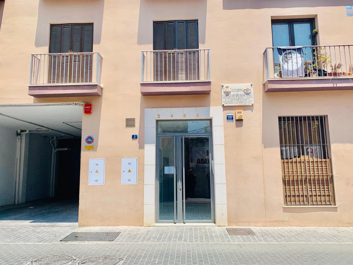 Homely Málaga Parras con terraza Exterior foto